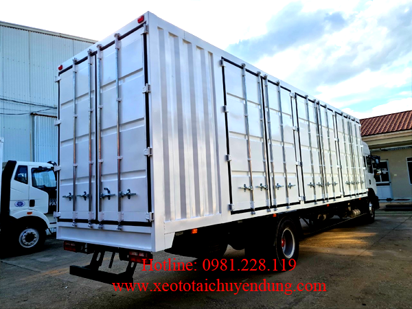 Xe tải thùng kín container chở palet Dongfeng 8 tấn 4x2